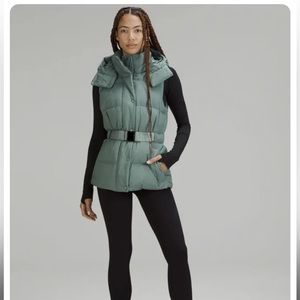 Lululemon BNWT wunder puff waist vest